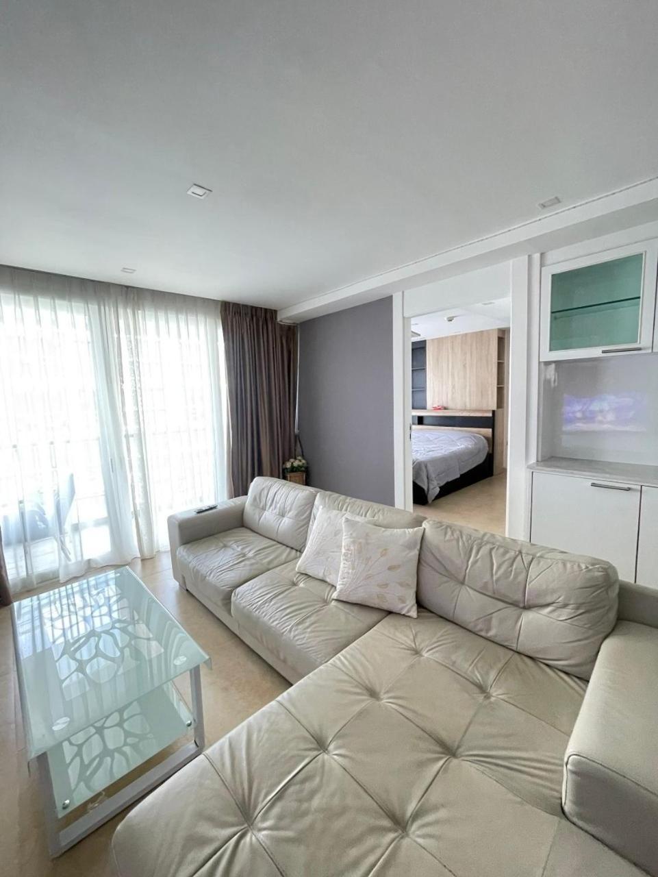 2 Bedrooms Near Pattaya Beach 外观 照片